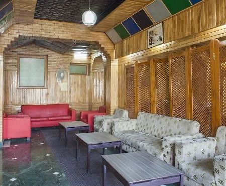Srīnagar Hotel Pamposh מראה חיצוני תמונה